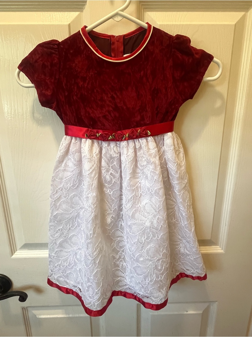 Sugar Plum Heirloom Girls Toddlers Christmas Holiday Dress Formal Lace Velvet 4T